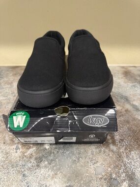 Lugz All-Black Slip-On Canvas Shoes